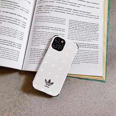 アイフォーン11プロ adidas 携帯ケース 