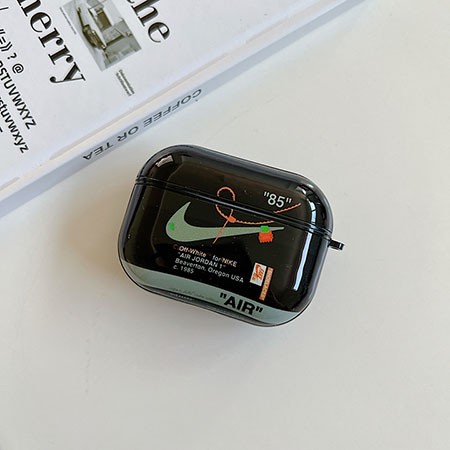 アイフォン 15プロ ナイキ nike カバー 