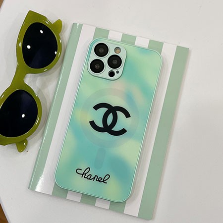 アイホン 15 ultra chanel スマホケース 