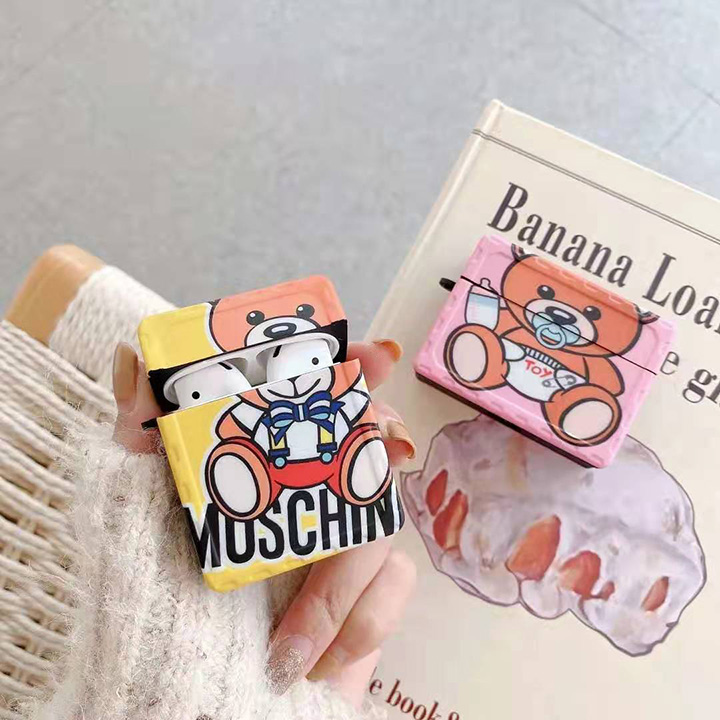 moschino イヤホン ケース 