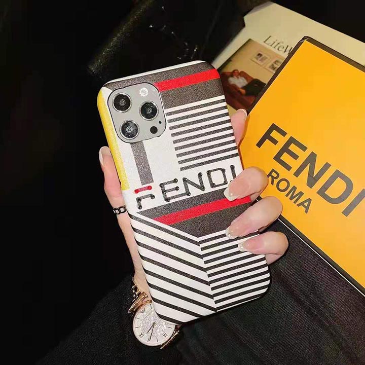 fendi フェンディ アイフォーン11プロmax 携帯ケース 