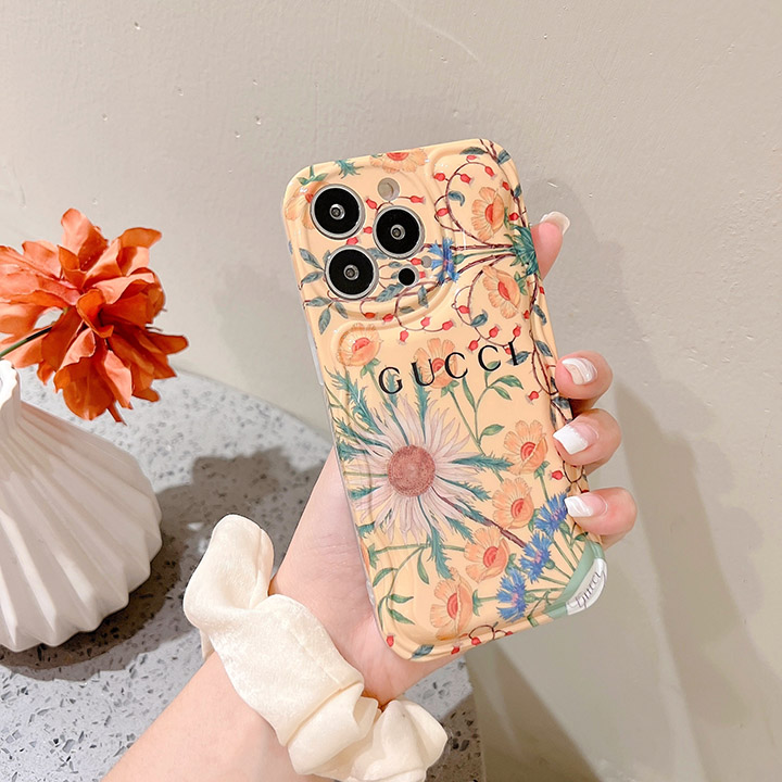 gucci風 iphone15プロ ケース 