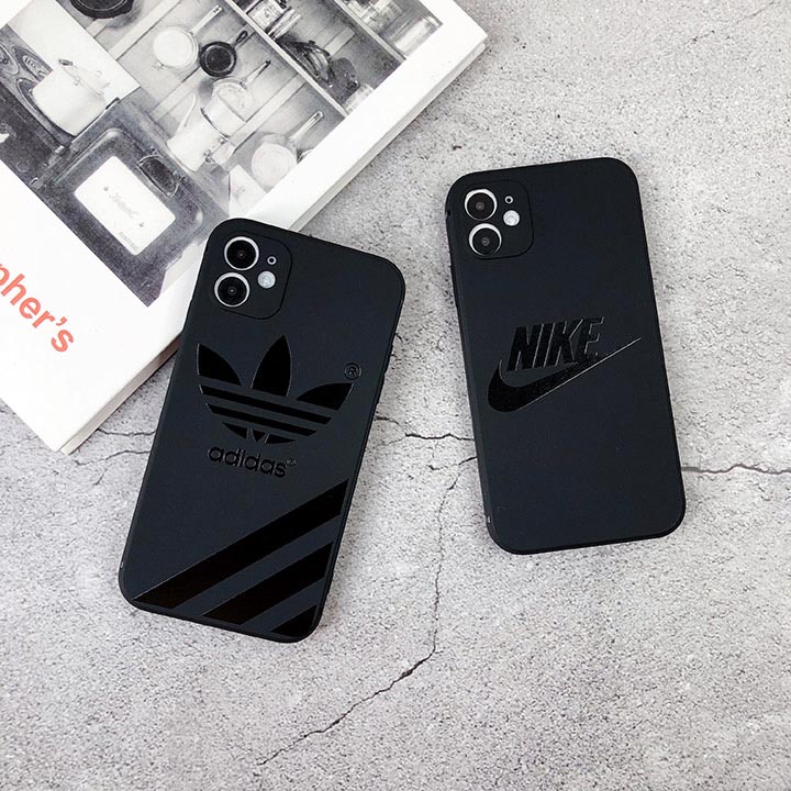 adidas iphone15プロ 携帯ケース 