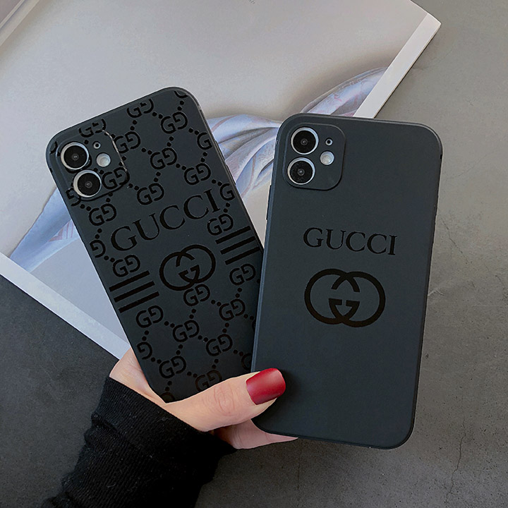 gucci アイフォン15プラス カバー 